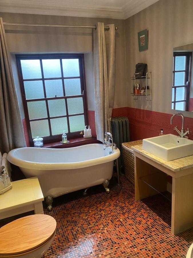 The Laurels Bed And Breakfast Кардифф Экстерьер фото