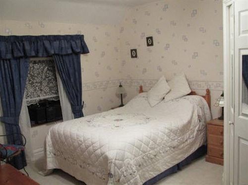 The Laurels Bed And Breakfast Кардифф Экстерьер фото
